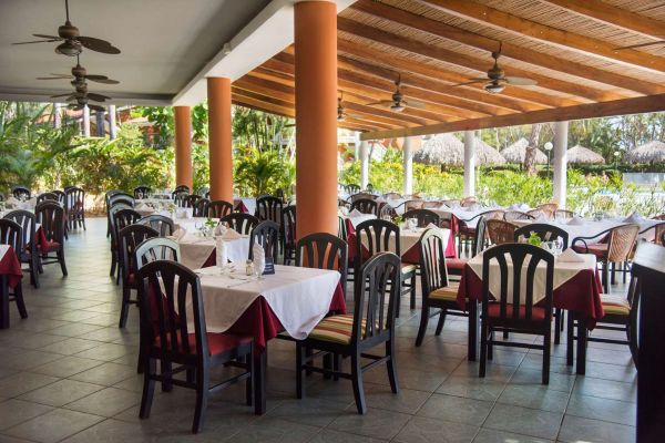 Occidental Tamarindo